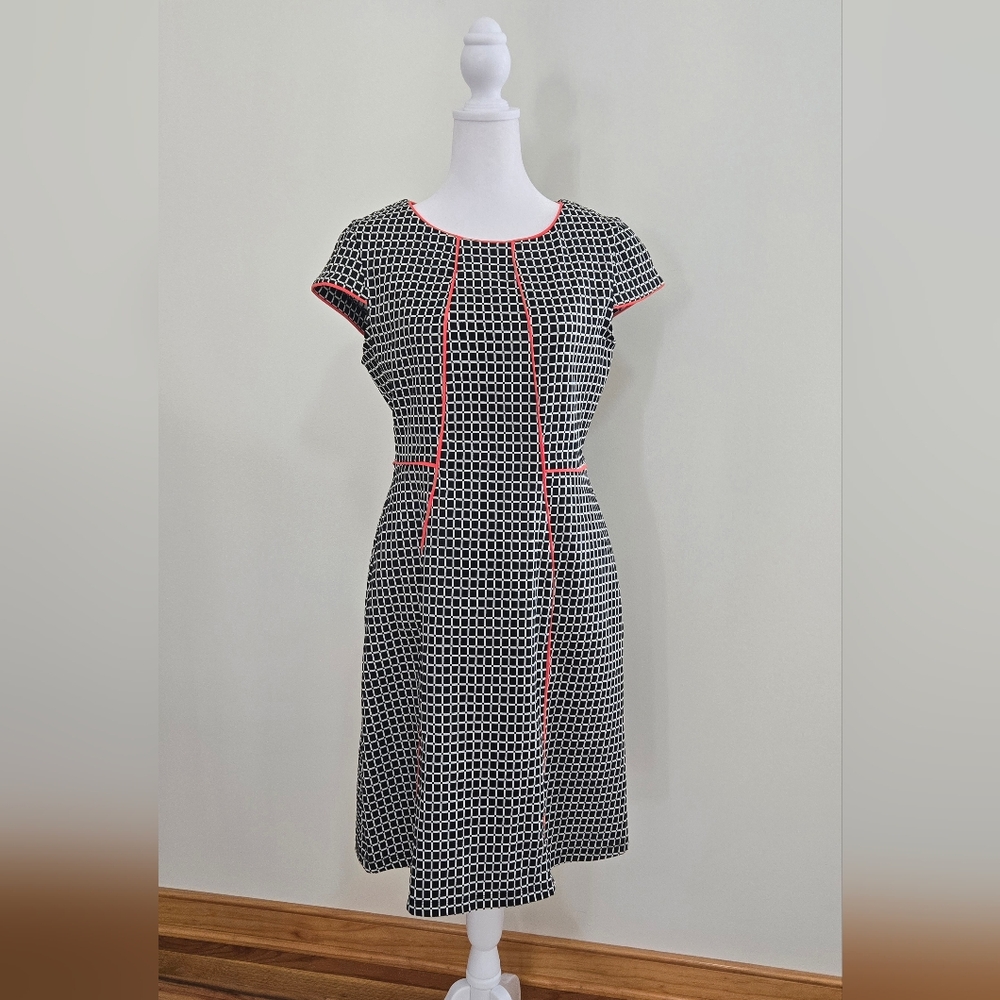 Emma & Michele Dress Size 6